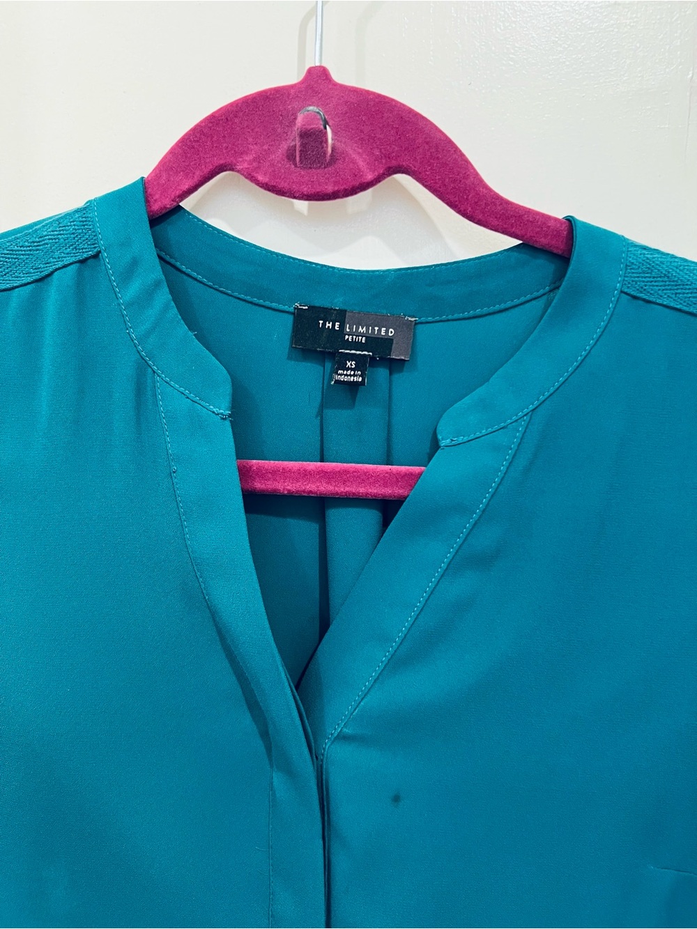 The Limited Petite XS Teal Blouse
